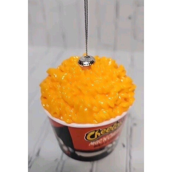 Cheetos Bold & Cheesy Mac 'N Cheese Decoupage Ornament 2024 - Picture 7 of 9